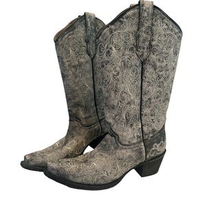 Women's Embroidered Western Boots